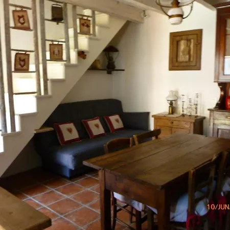 Maison De Village Saint-Paul-des-Fonts