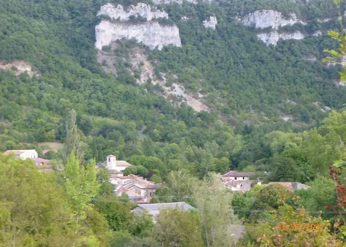 Maison De Village Nyaraló *