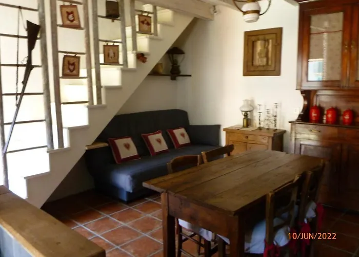 Maison De Village Saint-Paul-des-Fonts